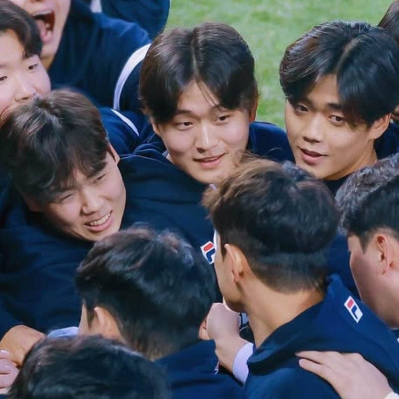 A moment captured by a fan of Kim Taekyeon