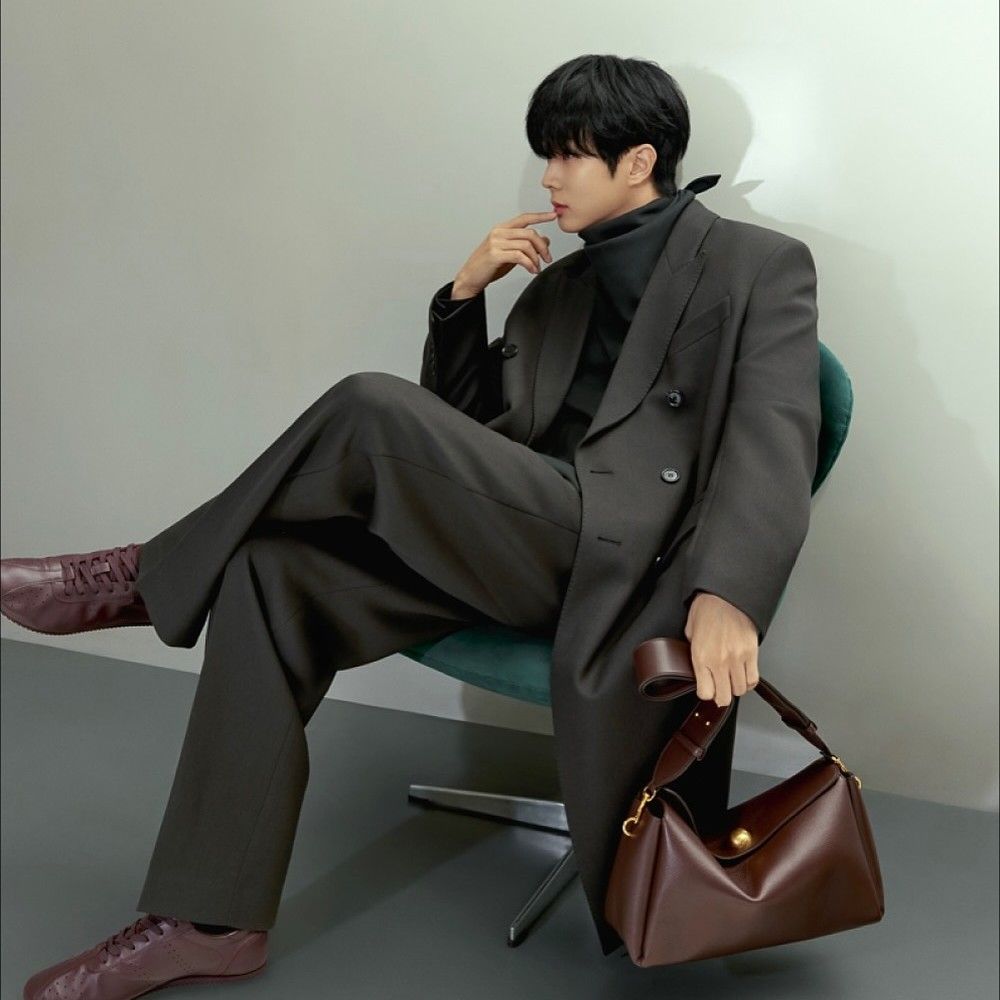 Latest photo of Choi Wooshik