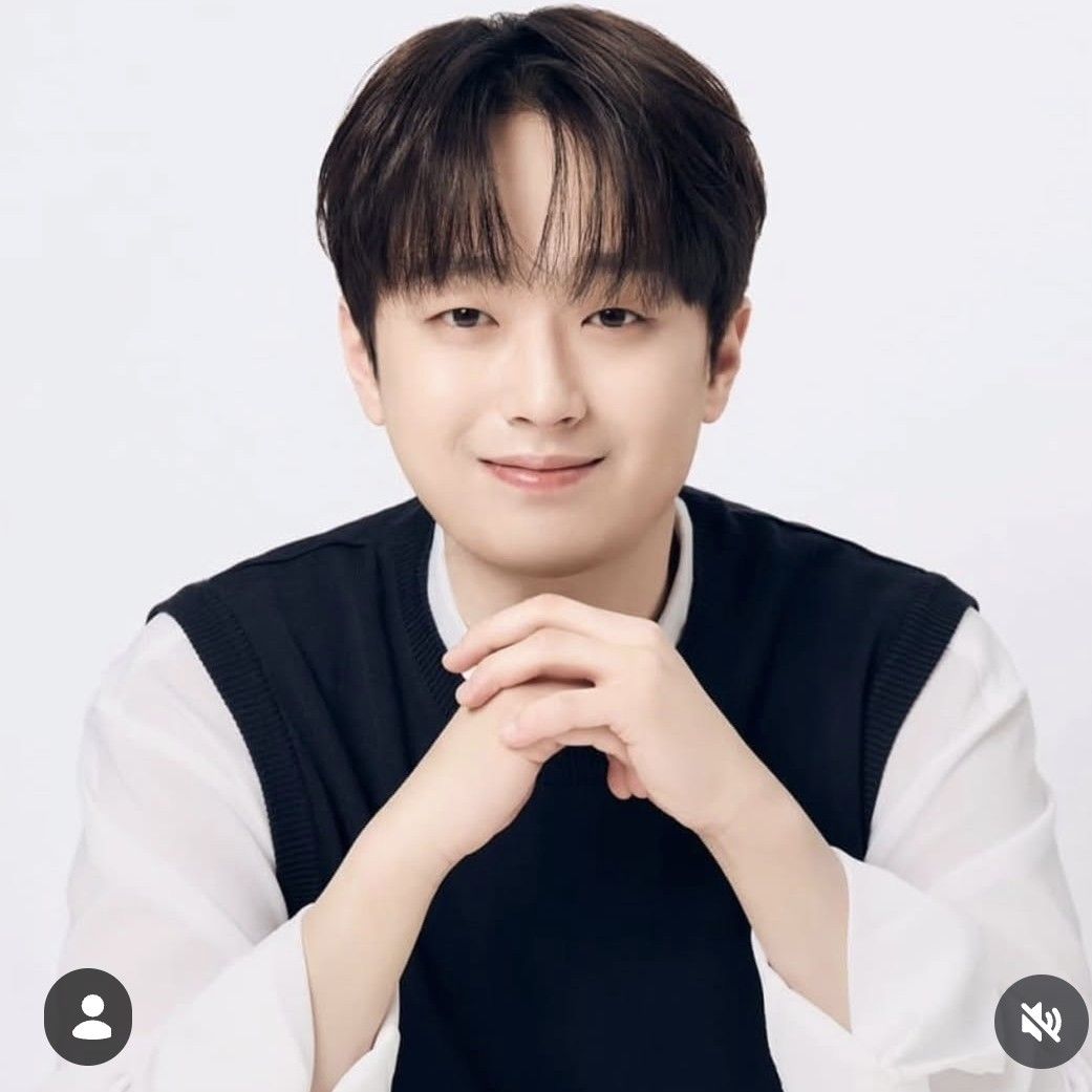 Foto kegiatan terbaru dari Lee Chanwon