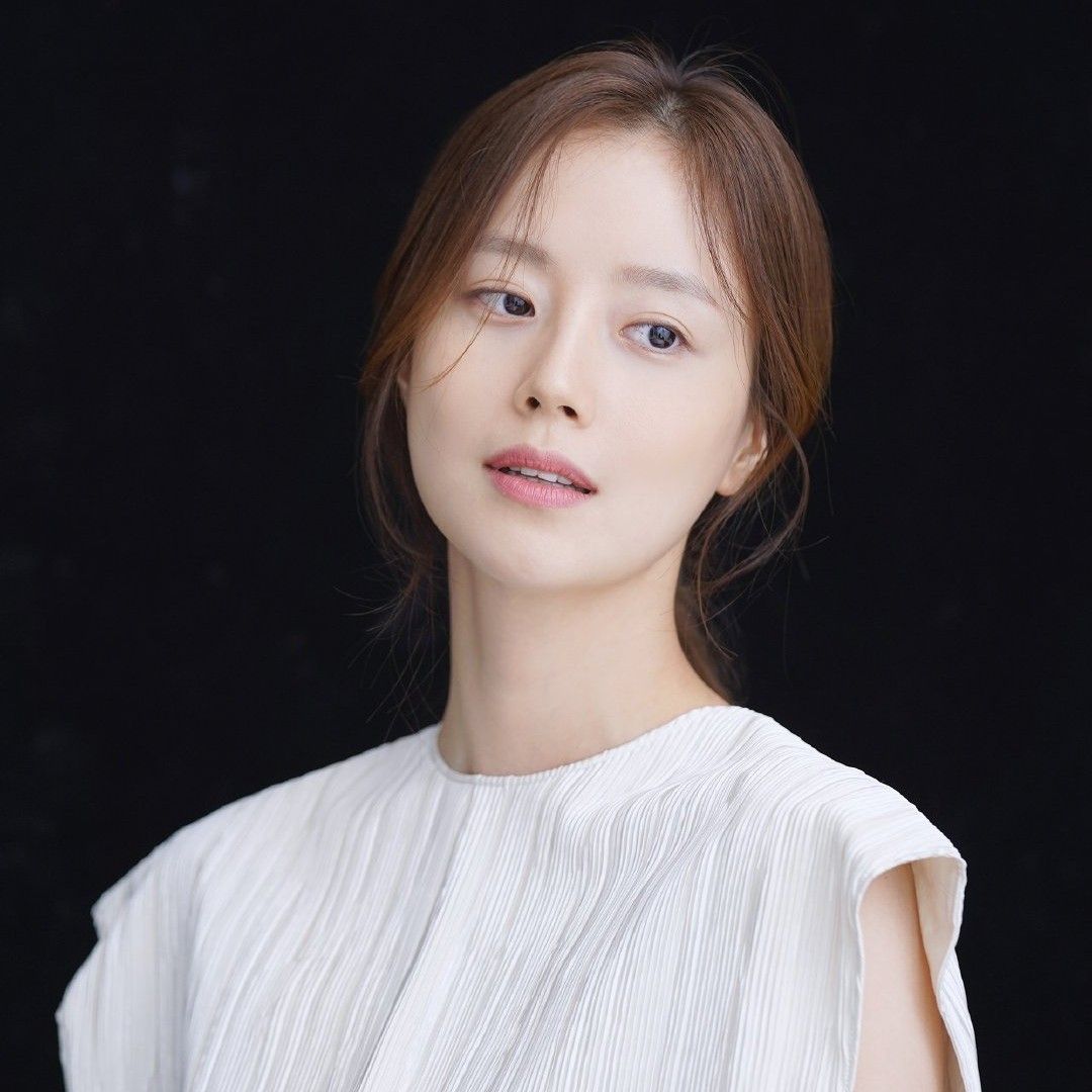 Recent activity shot of Moon Chaewon