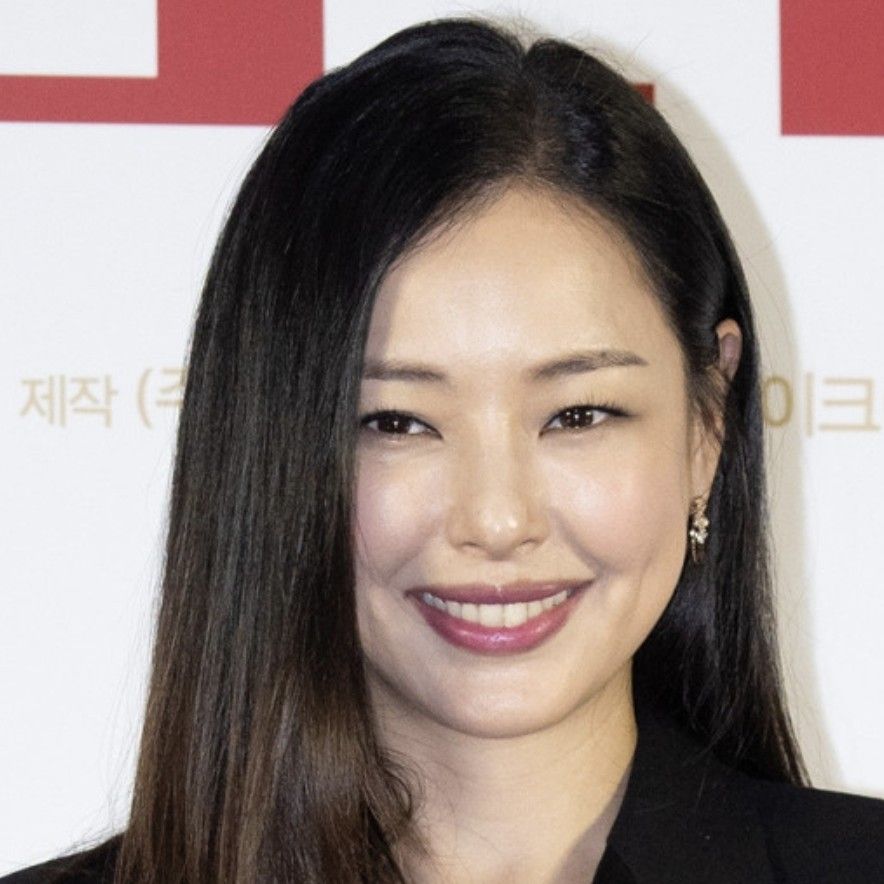 Latest photo of Lee Hanee