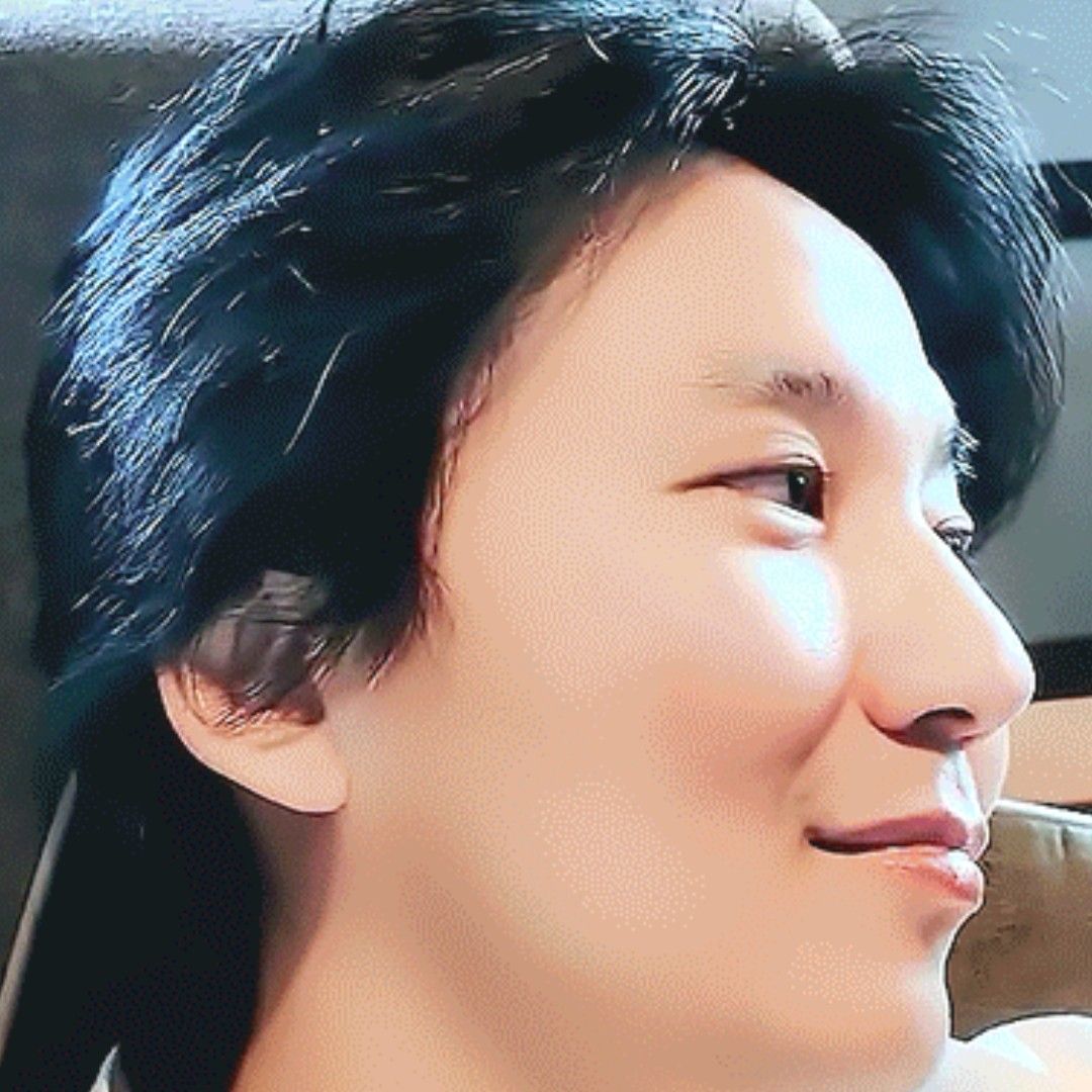 Behind-the-scenes cut of Kim Namgil