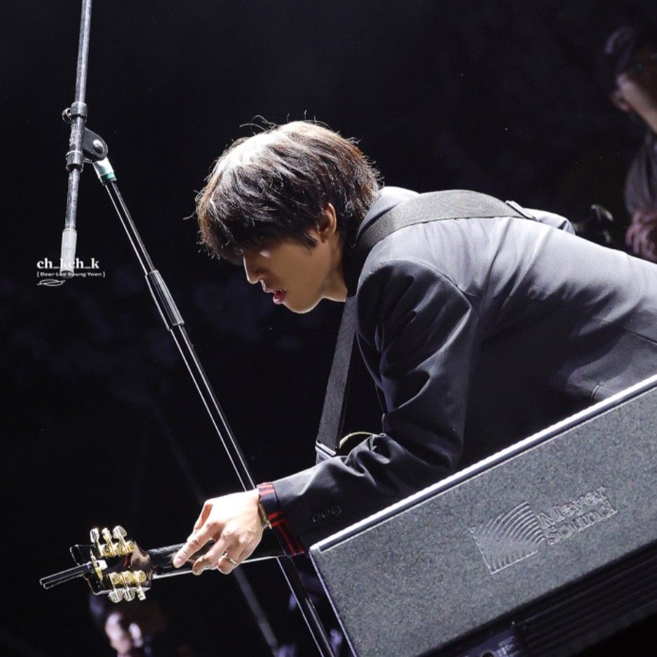 Recent activity shot of Lee Seungyoon