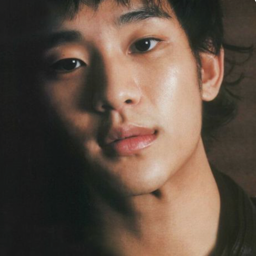 Feed komunitas selebriti terpopuler hari ini