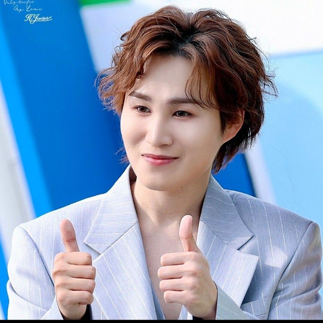 김희재의 비하인드 컷