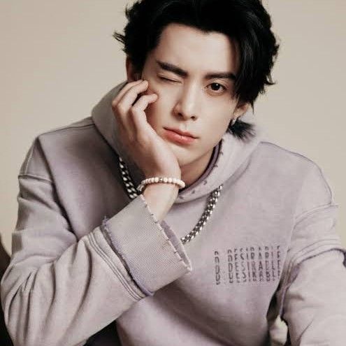 Latest photo of Dylan Wang