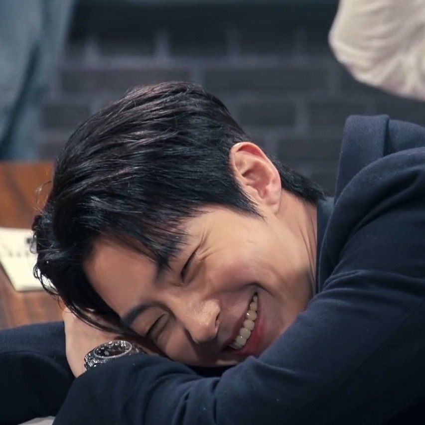Recent activity shot of Hwang Inyoup