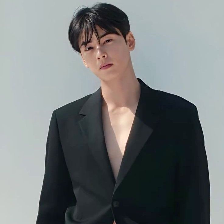 チャ・ウヌの最近の活動ショット