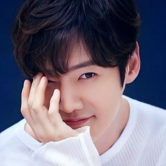 Behind-the-scenes cut of Choi Jinhyuk