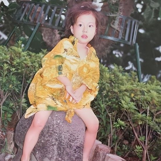 Recent activity shot of Moon Chaewon