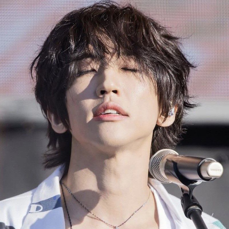 A moment captured by a fan of Lee Seungyoon