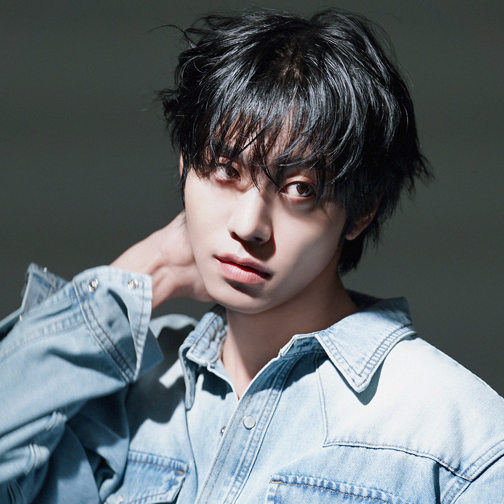 Behind-the-scenes cut of Ahn Hyoseop