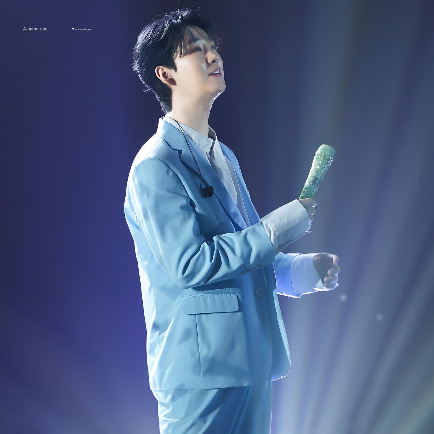 A moment captured by a fan of Song Minjun