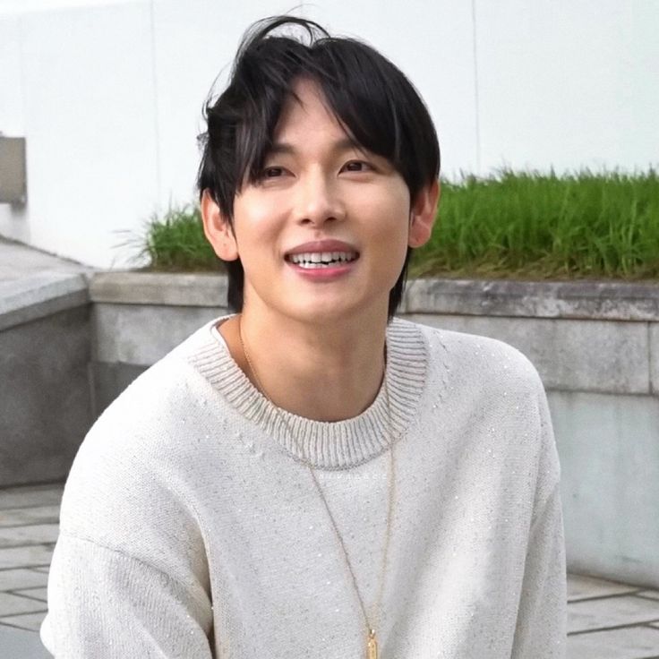 Latest photo of Yim Siwan