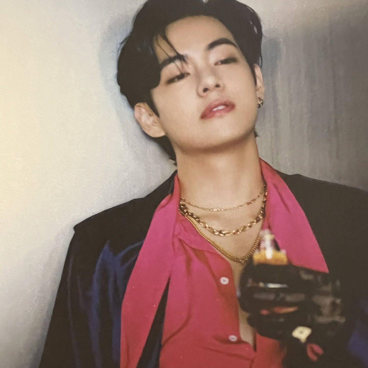 Behind-the-scenes cut of Kim Taehyung (V)