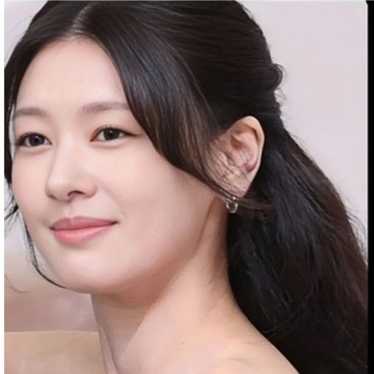 Behind-the-scenes cut of Jung Somin