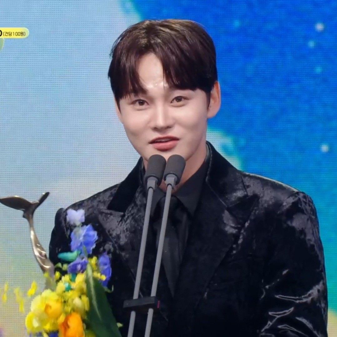 粉絲拍下的朴瑞鎮瞬間