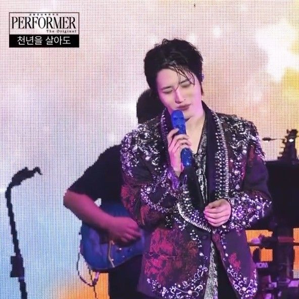 金俊賢的最新照片