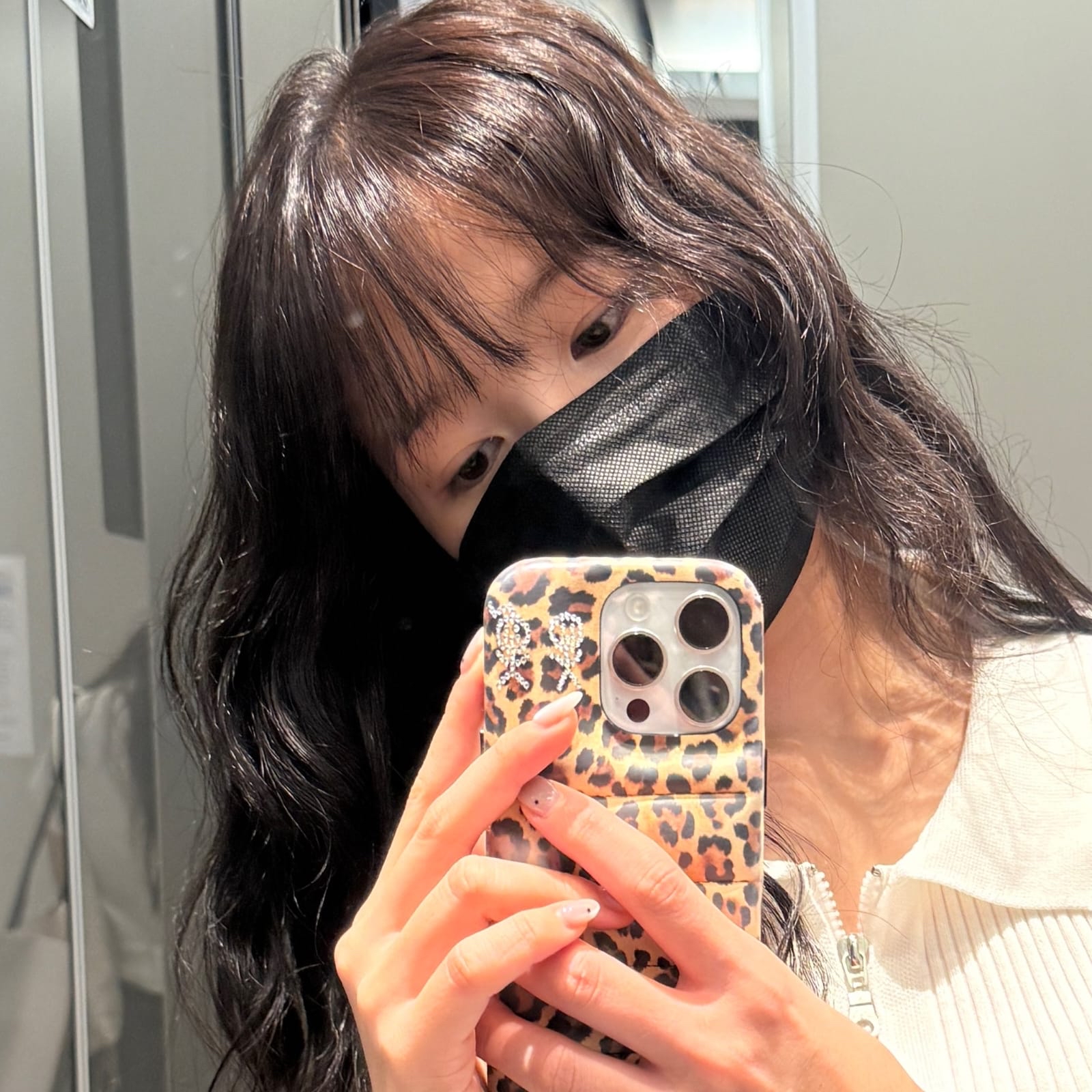 Recent activity shot of Kim Hyeyoon