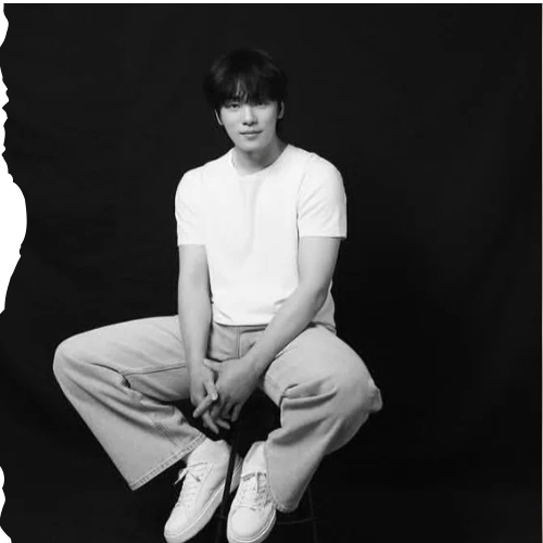 Behind-the-scenes cut of Kim Junghyun
