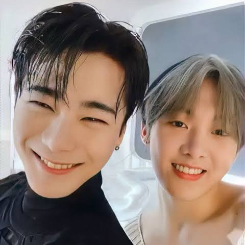 Latest photo of Cha Eunwoo