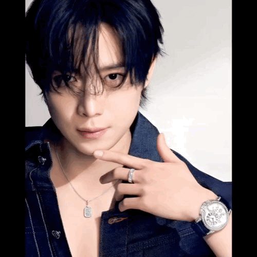Behind-the-scenes cut of Kim Youngdae