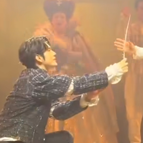 A moment captured by a fan of Ong Seongwu