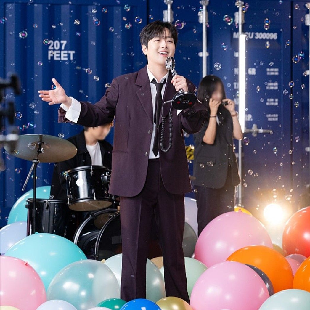 Momen yang diabadikan oleh penggemar Lee Chanwon