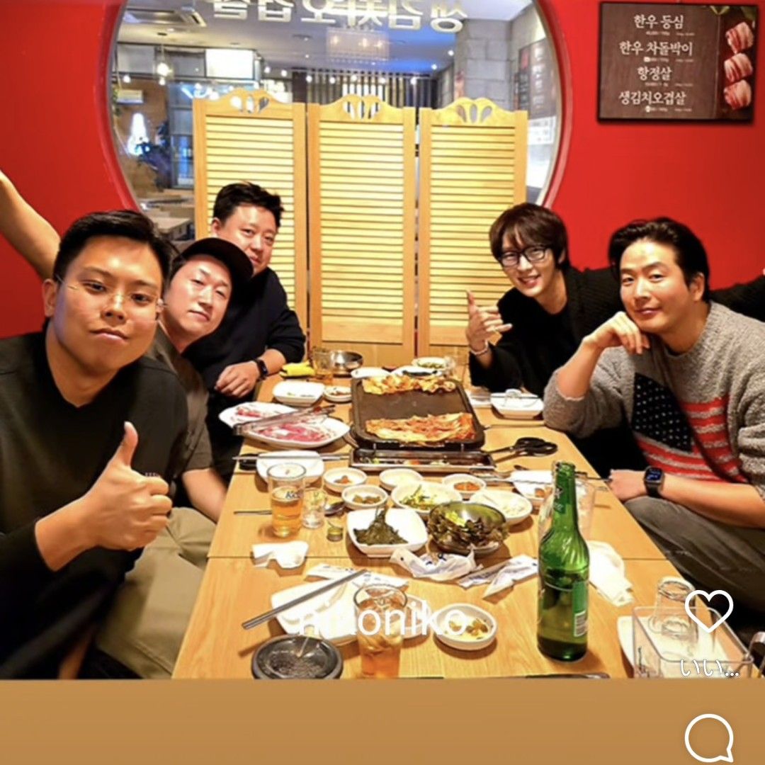 A moment captured by a fan of Lee Joongi