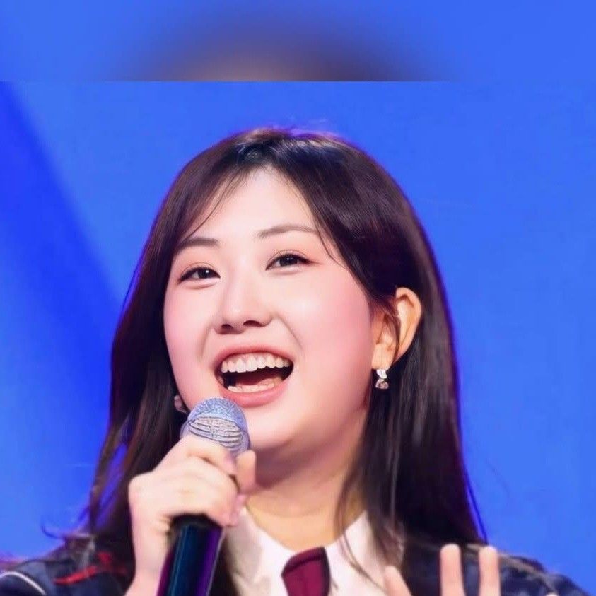 Momen yang diabadikan oleh penggemar Jeon Yujin