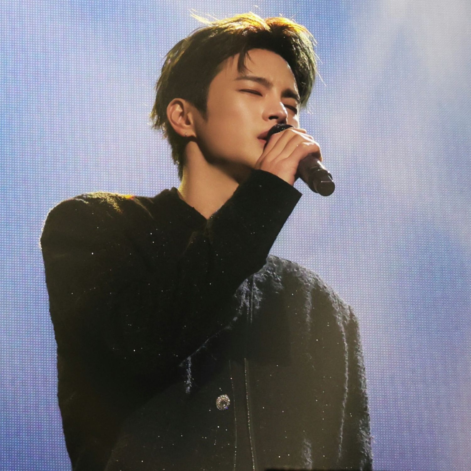 Recent activity shot of Seo Inguk