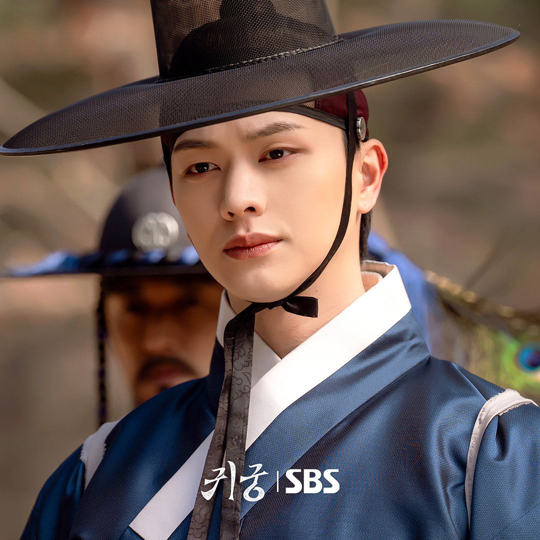 Behind-the-scenes cut of Yook Sungjae