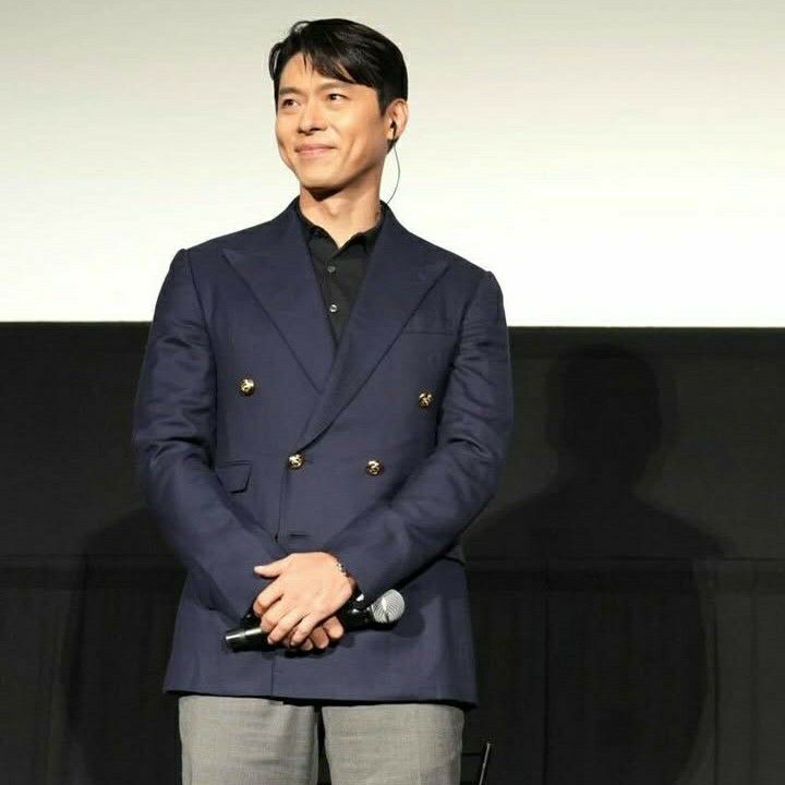 Latest photo of Hyun Bin