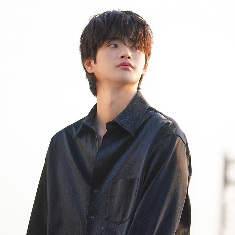 A moment captured by a fan of Seo Inguk