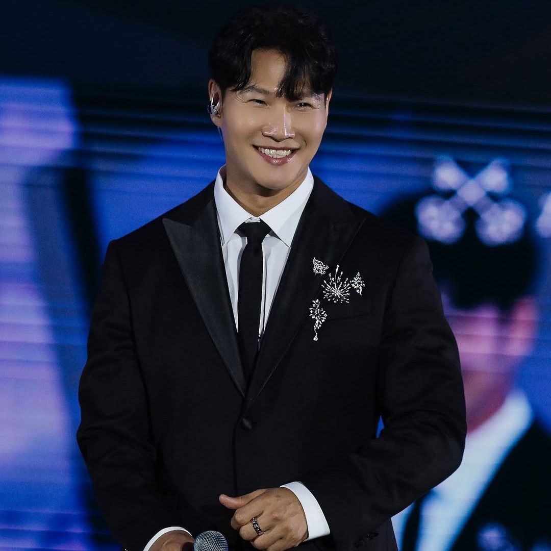 金钟国的最新照片