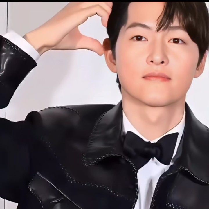 Cuplikan di balik layar dari Song Joongki