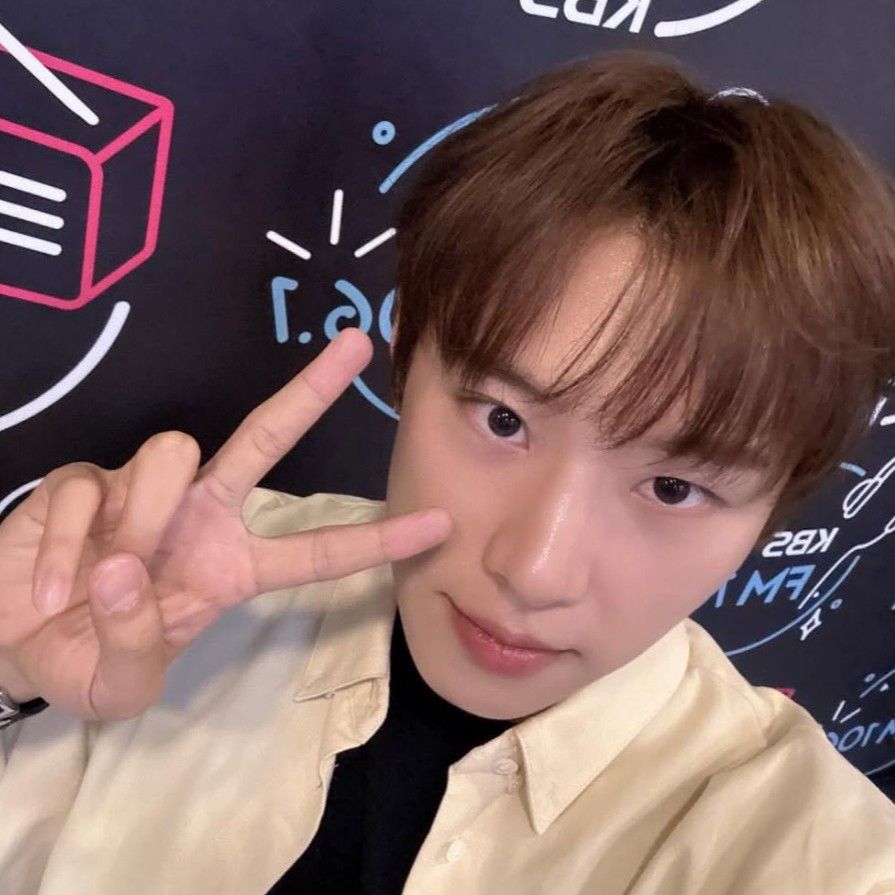 Recent activity shot of Kim Sungcheol