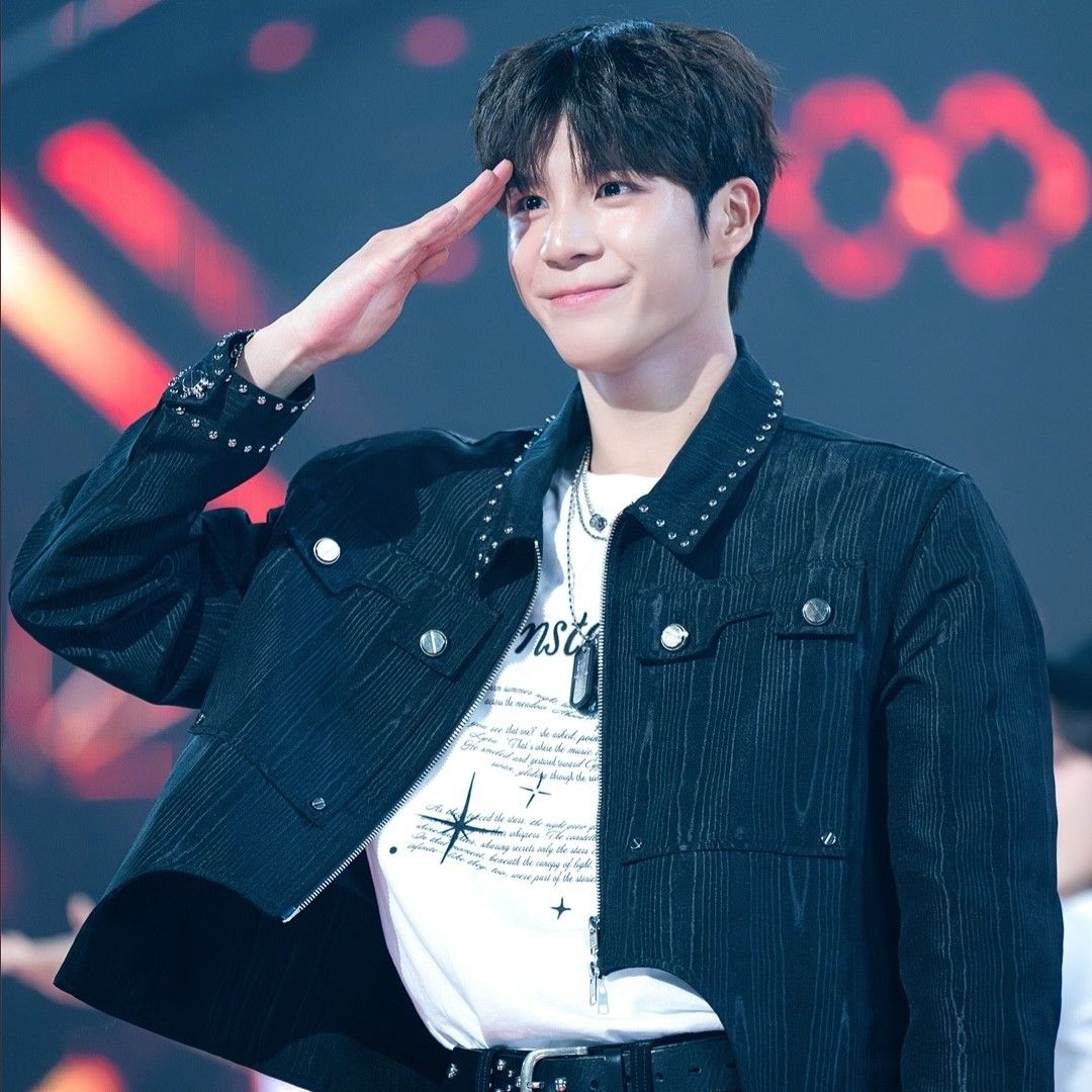 Latest photo of Jeong Dongwon