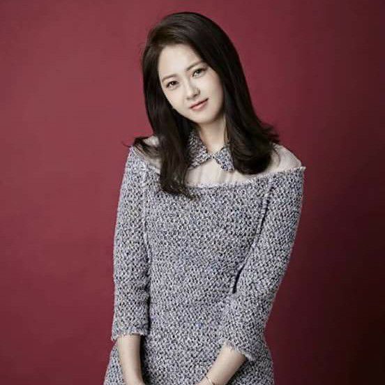 Behind-the-scenes cut of Go Ara