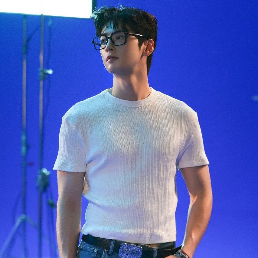 チャ・ウヌの最近の活動ショット