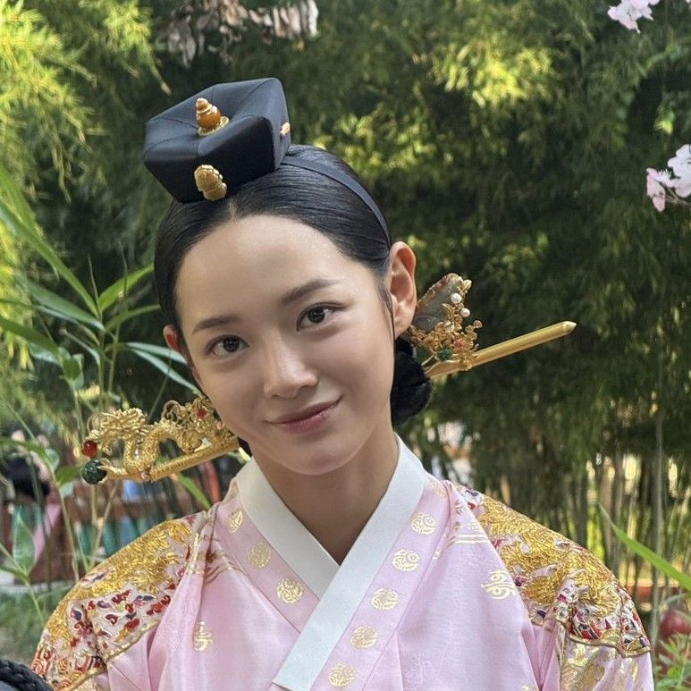 Latest photo of Kim Sejeong