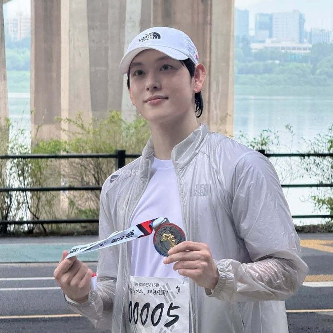 Behind-the-scenes cut of Yim Siwan