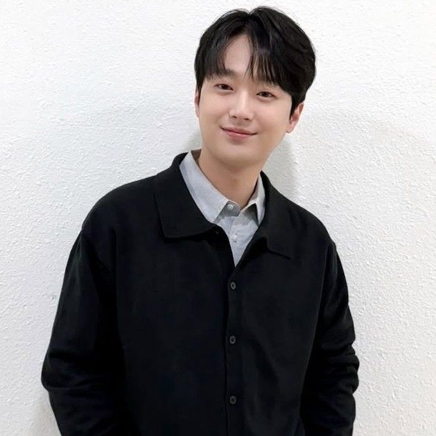 Foto kegiatan terbaru dari Lee Chanwon