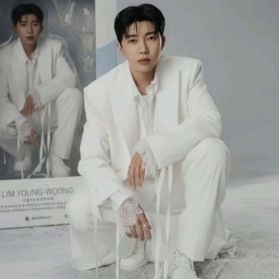 A moment captured by a fan of Lim Youngwoong