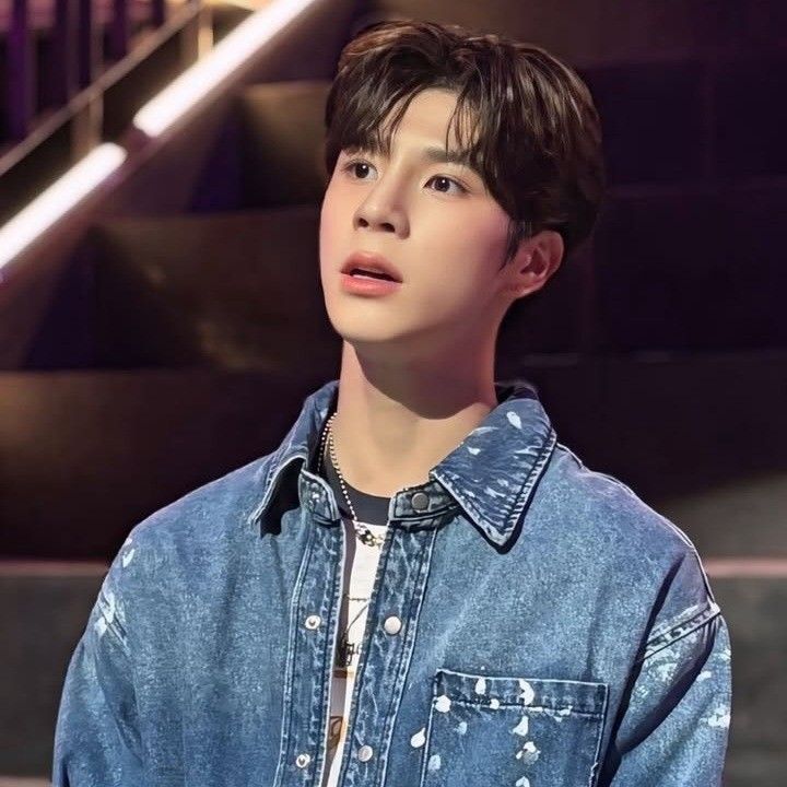 Latest photo of Jeong Dongwon