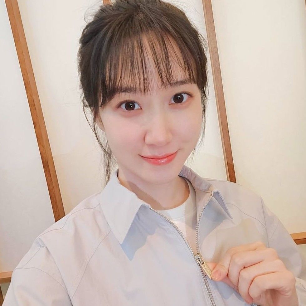 Recent activity shot of Park Eunbin
