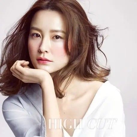 Recent activity shot of Jeong Yoomi