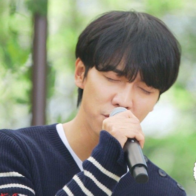 粉絲拍下的李昇基瞬間