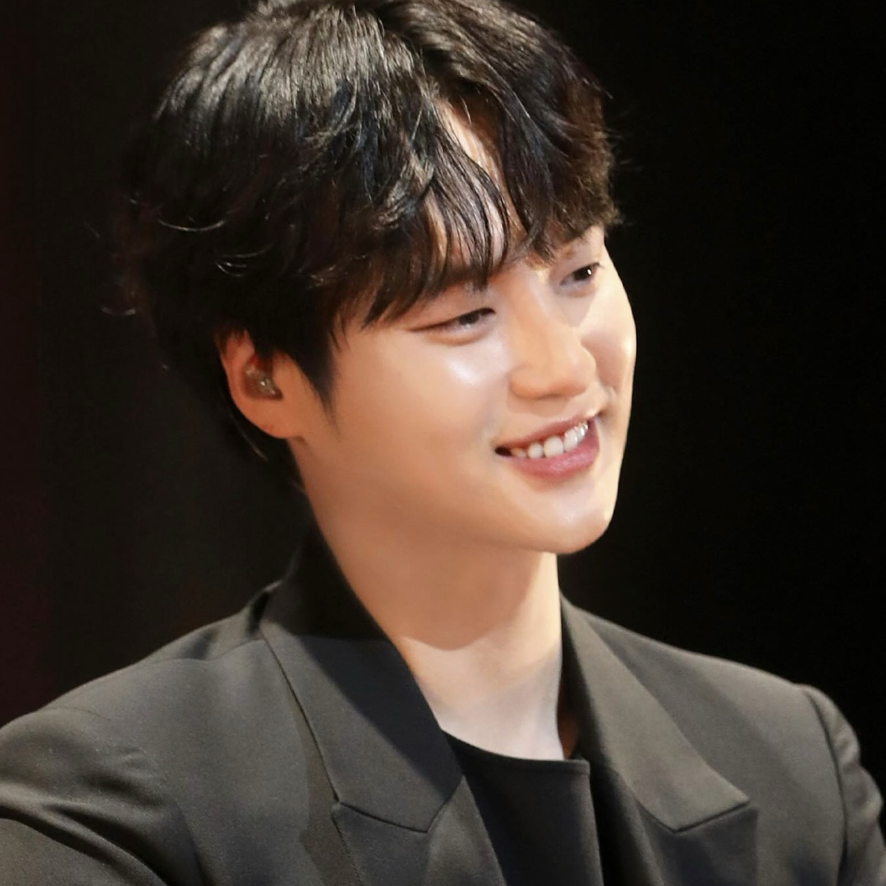 Recent activity shot of Yang Sejong