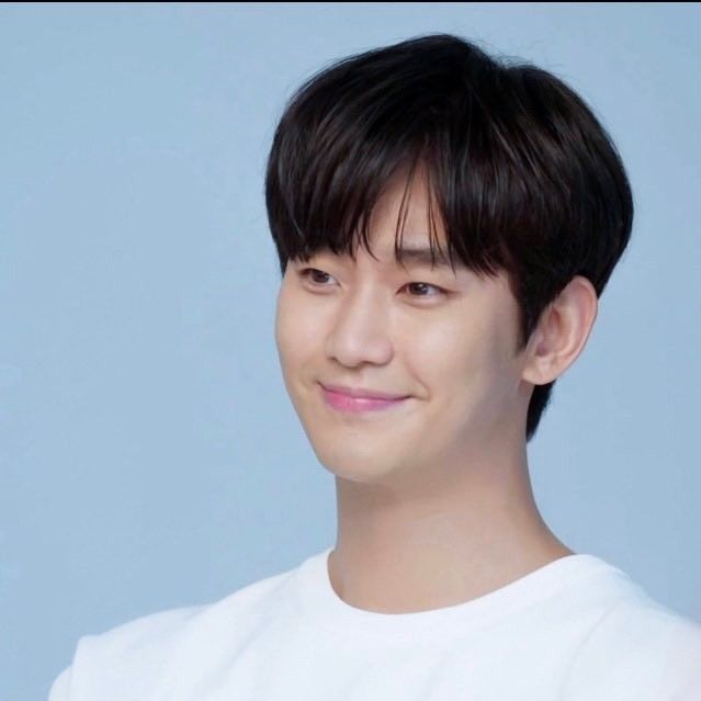 Latest photo of Kim Soohyun